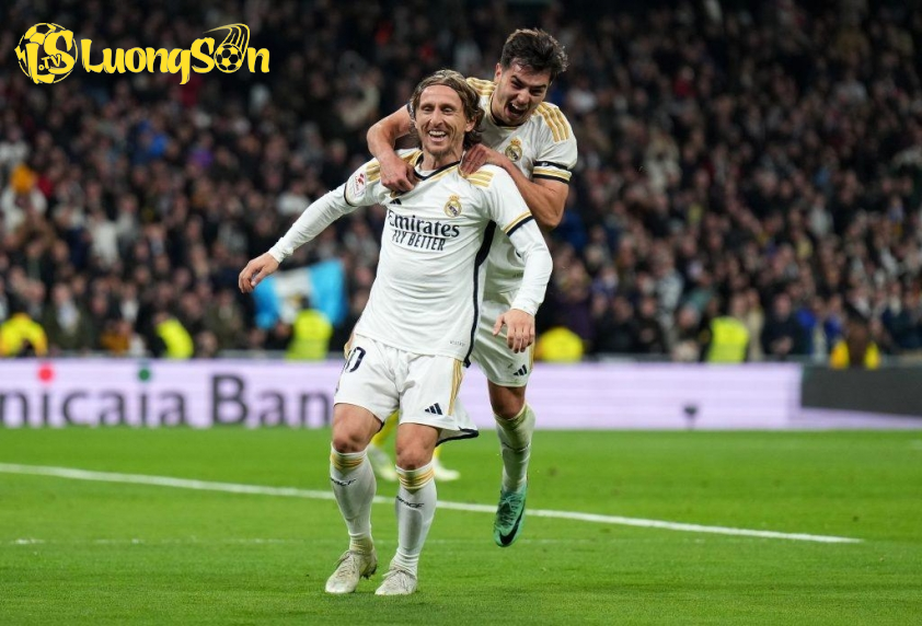 Luka Modric sẽ rời Real Madrid vào cuối mùa giải. Ảnh: Getty